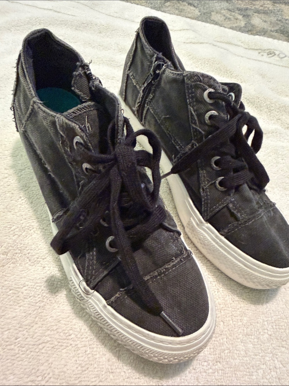 Blowfish Black Canvas Low-Top Sneaker Shoes